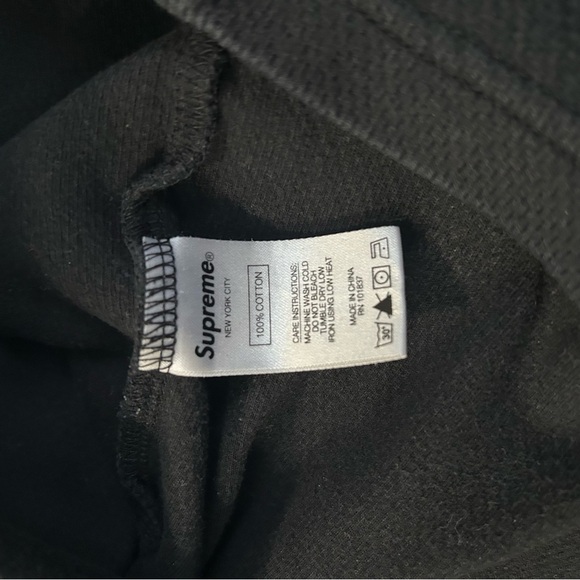 Supreme Spell Out Tee - Picture 6 of 8